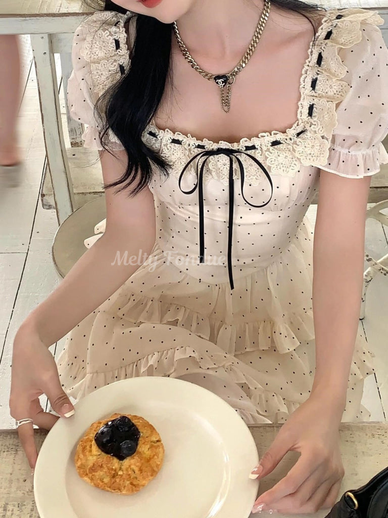 愛詰めたお菓子のワンピース