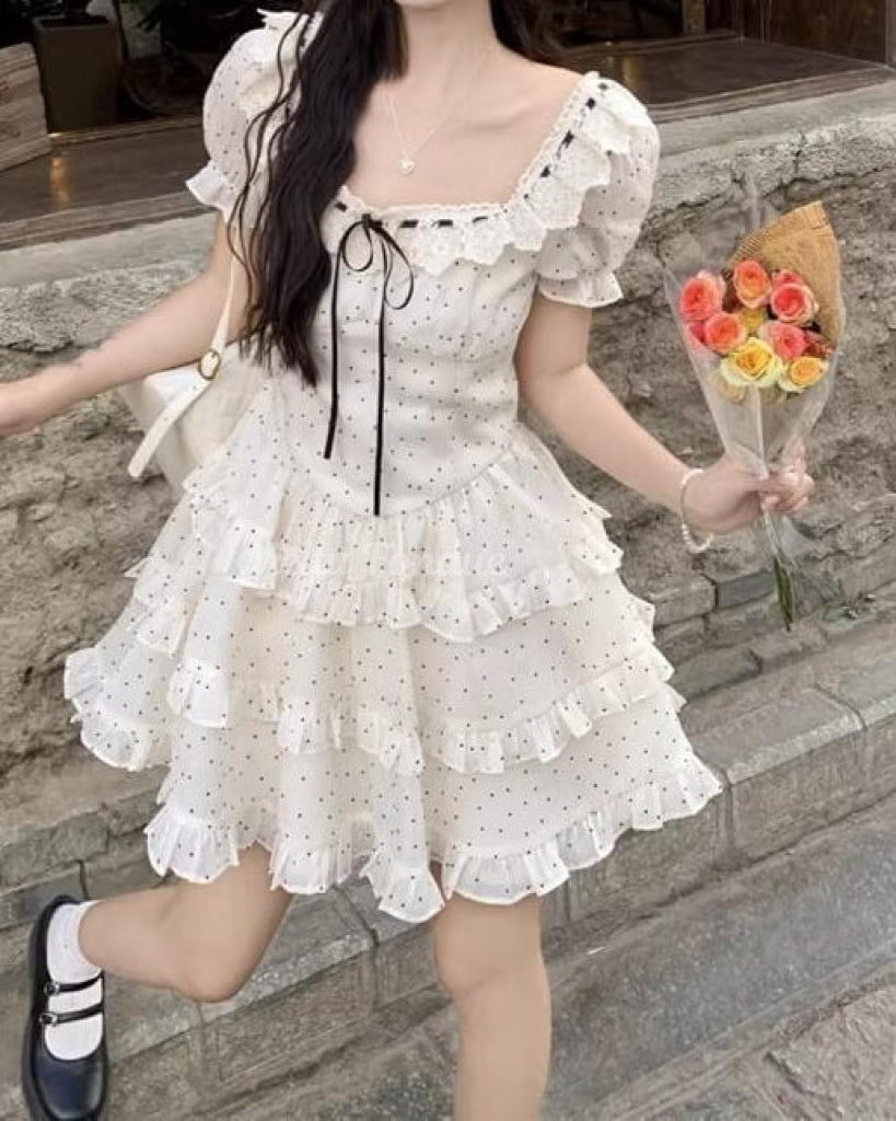 愛詰めたお菓子のワンピース