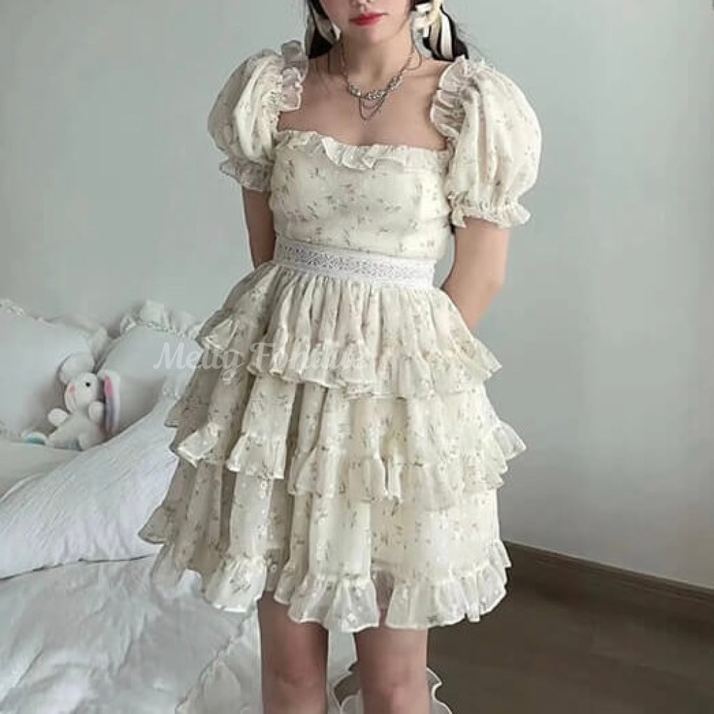 宝石箱のお人形ワンピース