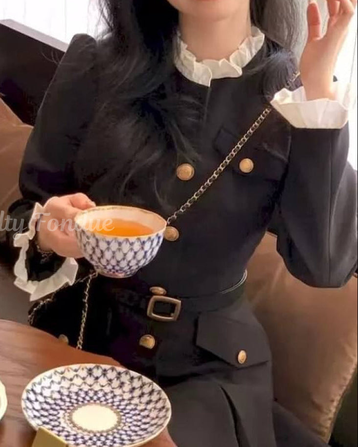 気品溢れるお姫様のワンピース(全2色)