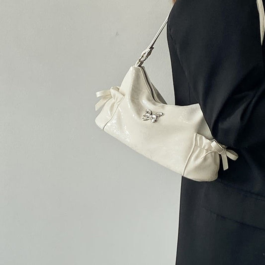 大切な想いを詰め込んだリボンバッグ