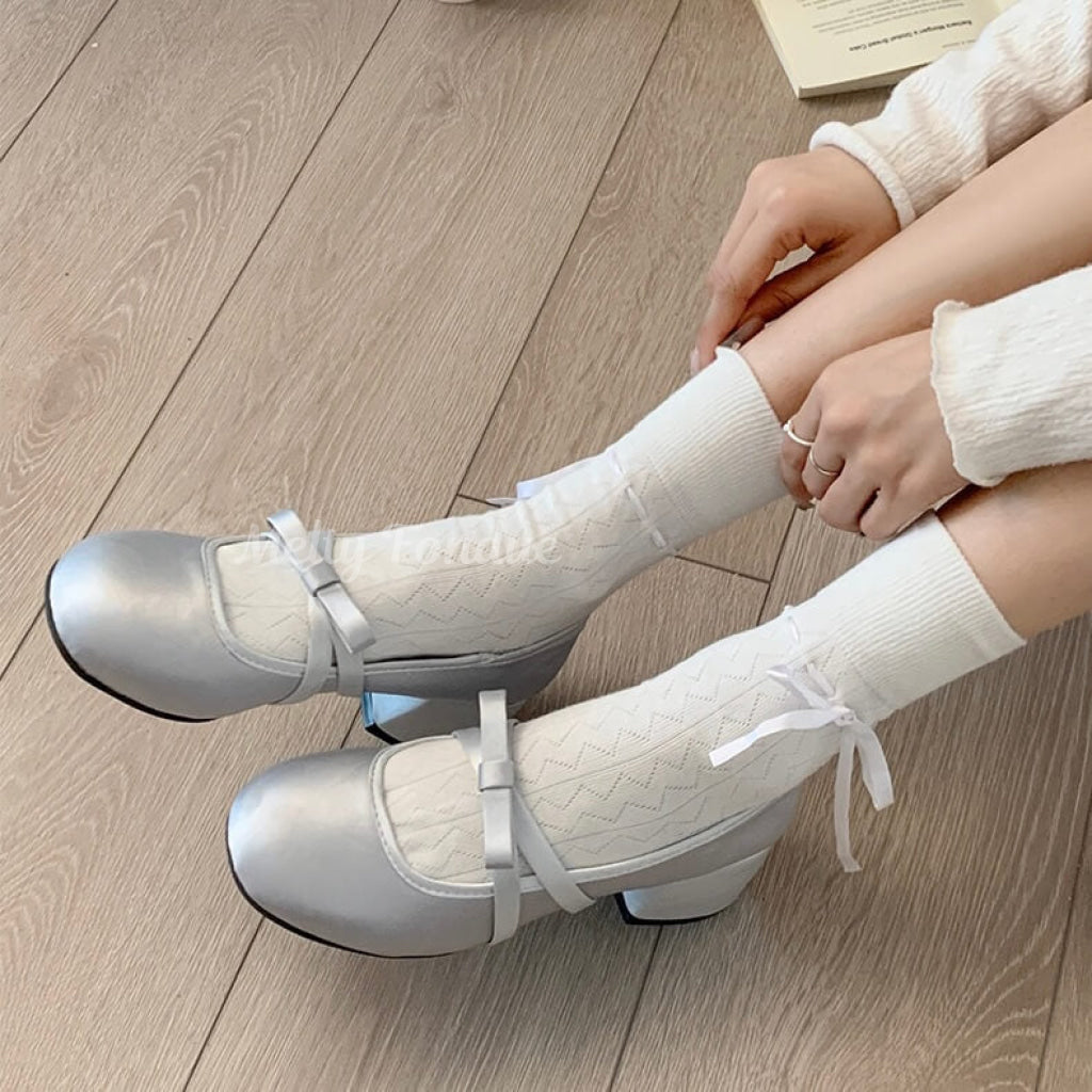 浮き足立つ少女の夢シューズ(全2色)