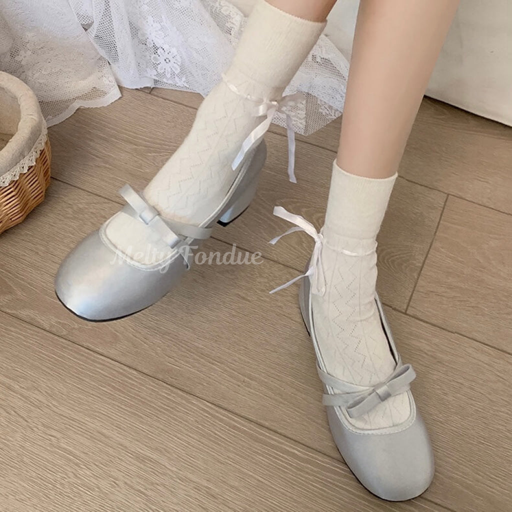 浮き足立つ少女の夢シューズ(全2色)