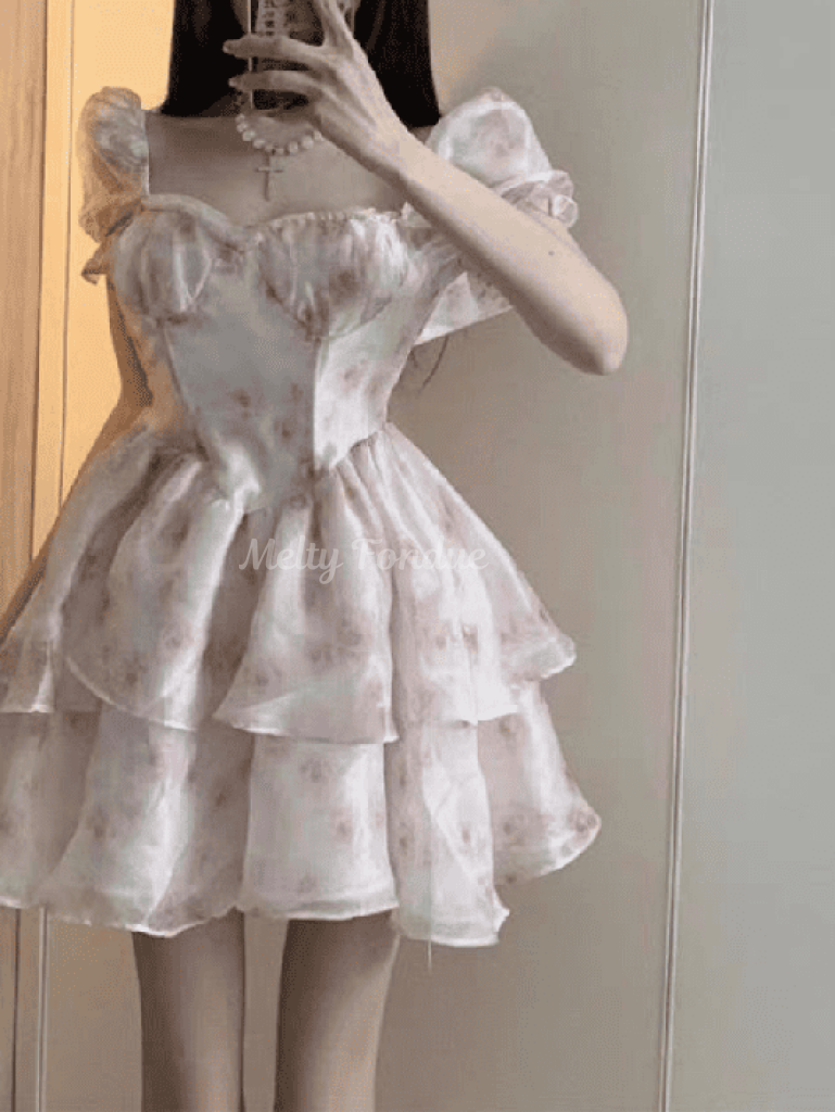 花香る魅惑のお姫様ワンピース
