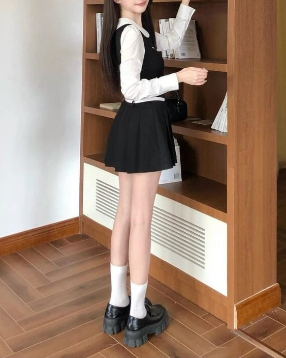 白薔薇の図書室で出逢うワンピース