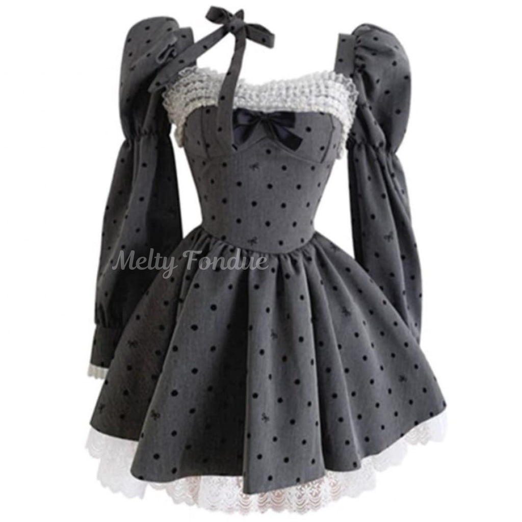 夢に見た一夜のパーティーワンピース