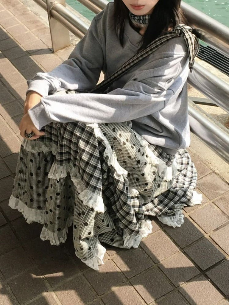 魅惑の少女の秘密スカート