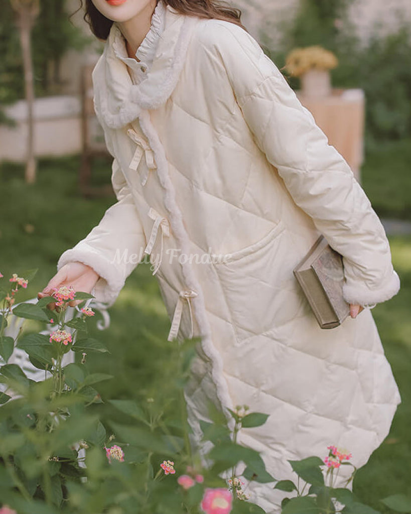 ふわり風に揺れるお姫さまの休日アウター