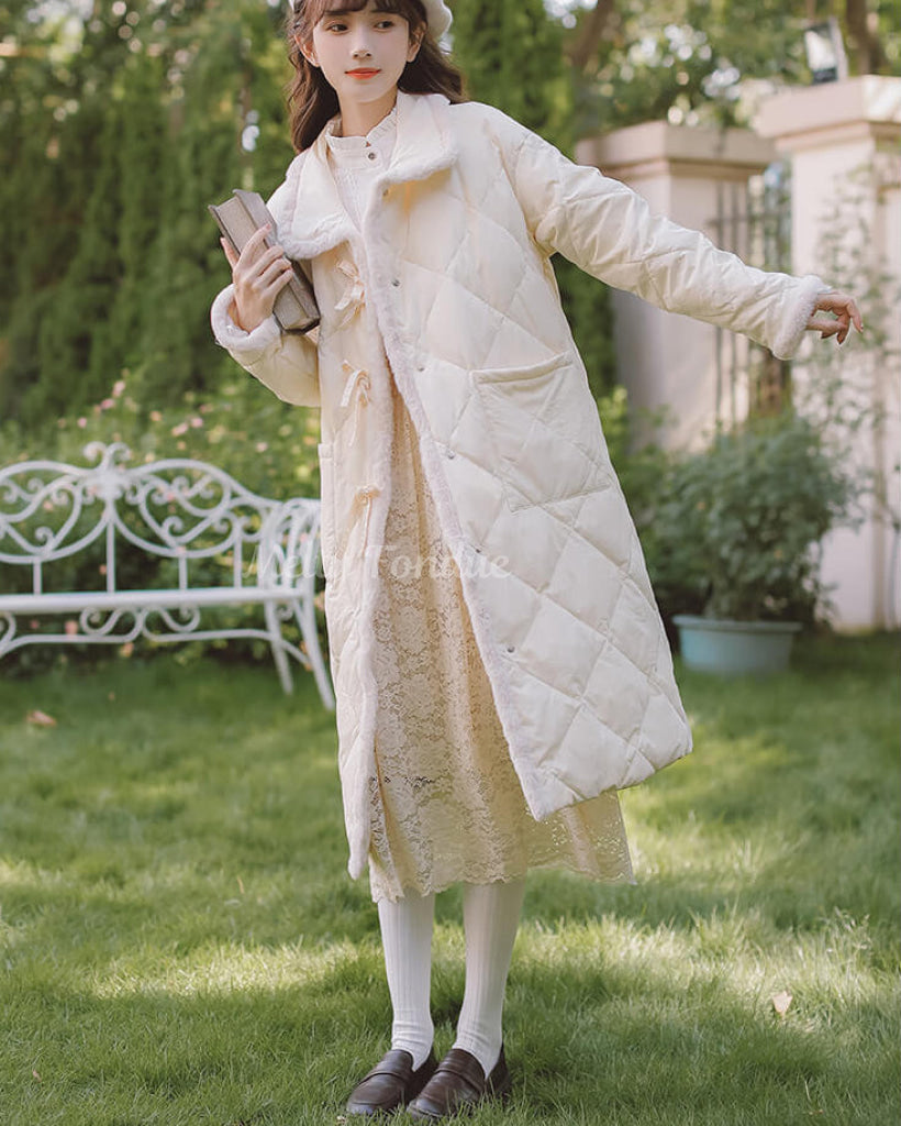 ふわり風に揺れるお姫さまの休日アウター