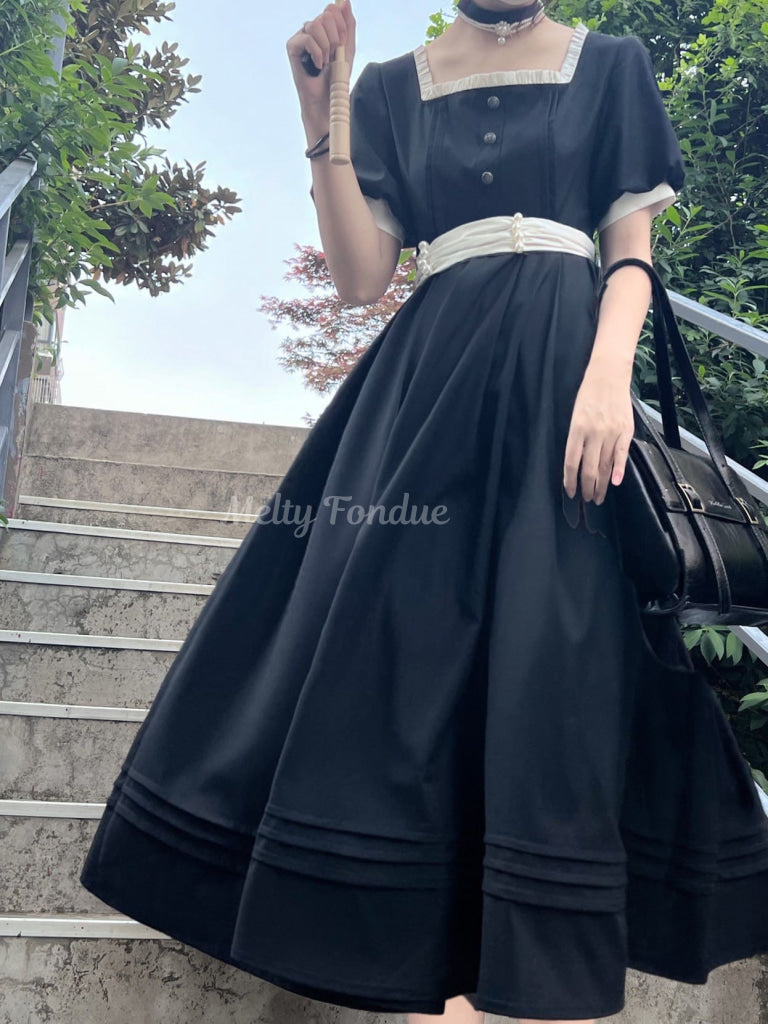 お嬢様の休暇とお出かけワンピース(全2色)