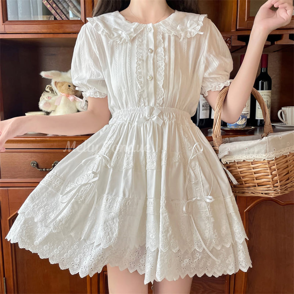 おとぎ話に迷い込む女の子の思い出ワンピース