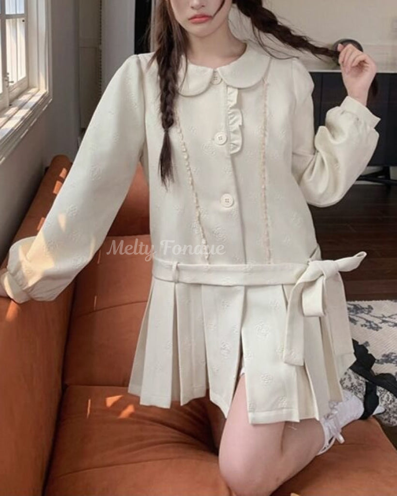 木漏れ日の物語を綴るお花柄コート