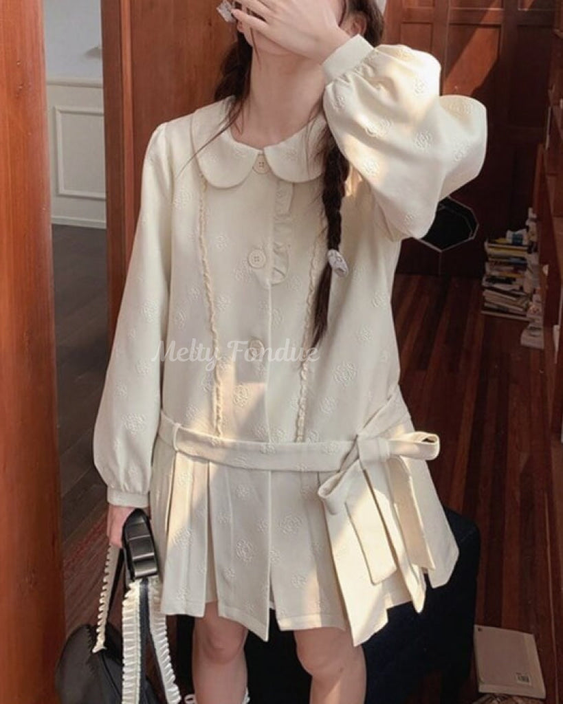 木漏れ日の物語を綴るお花柄コート