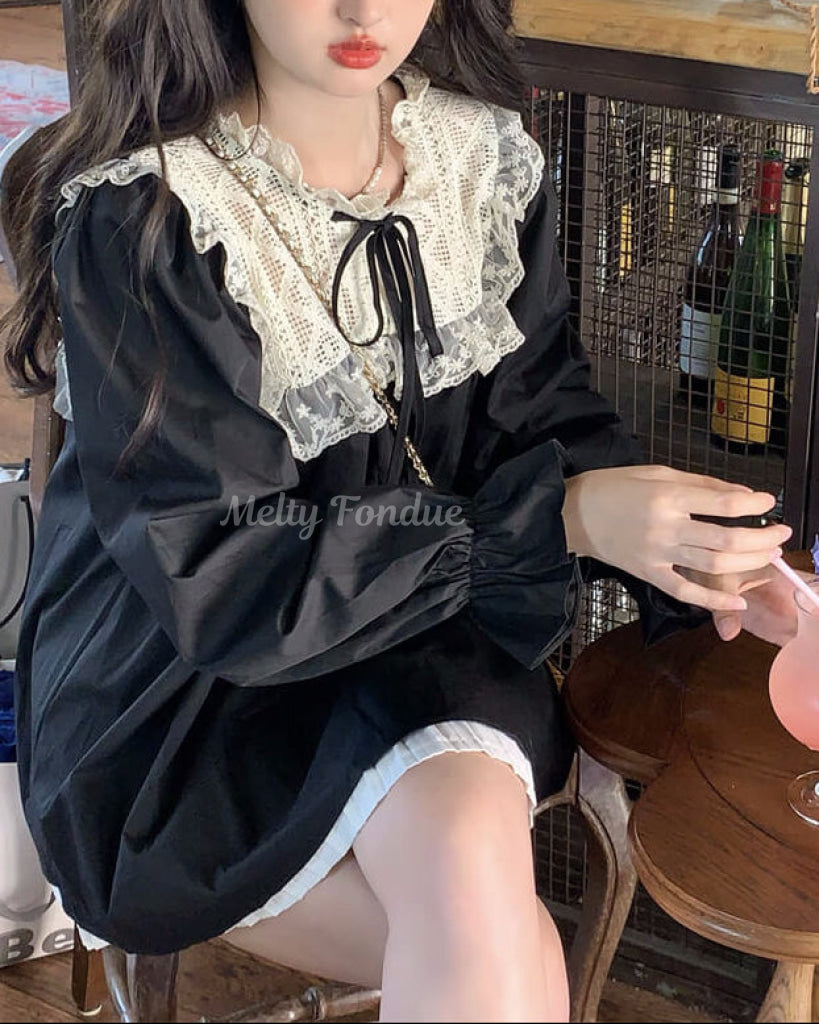 秘密の庭で微笑むお姫様のトップス