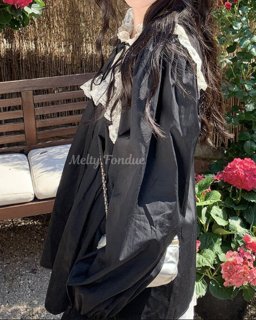 秘密の庭で微笑むお姫様のトップス