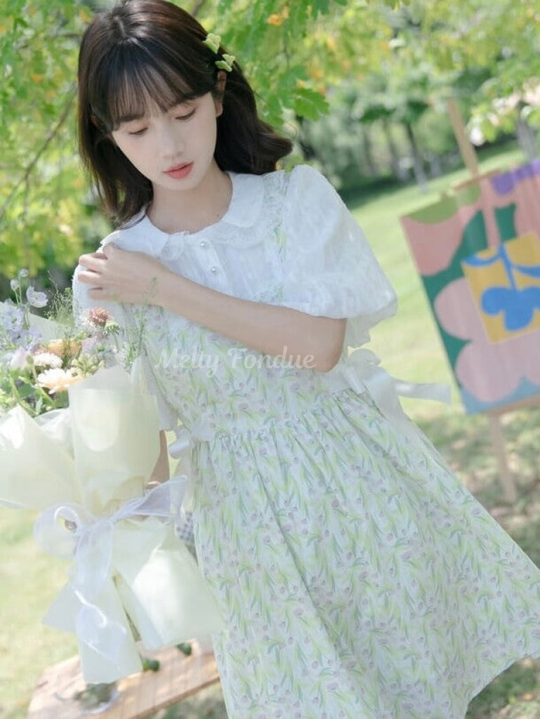 そよ風の声を聞く草木のワンピース