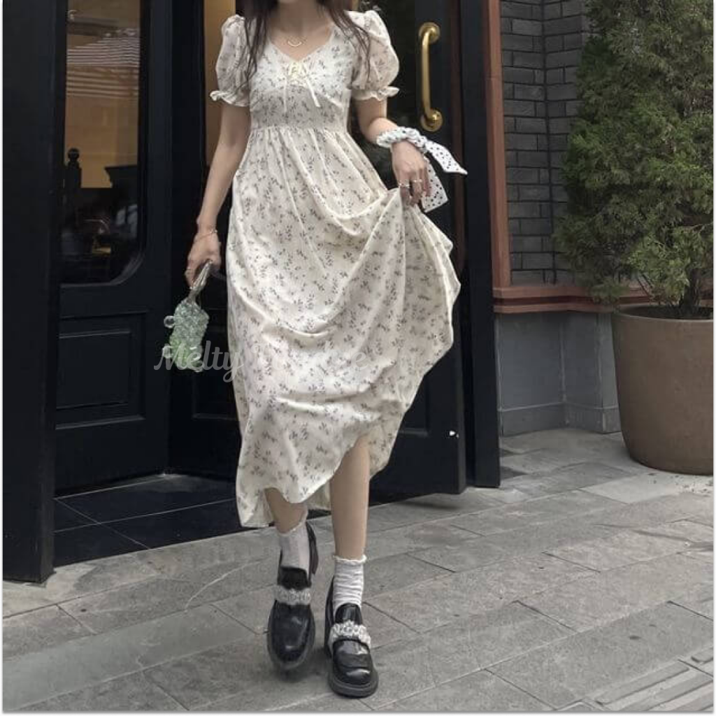 素直になれないのワンピース ロング / ホワイト