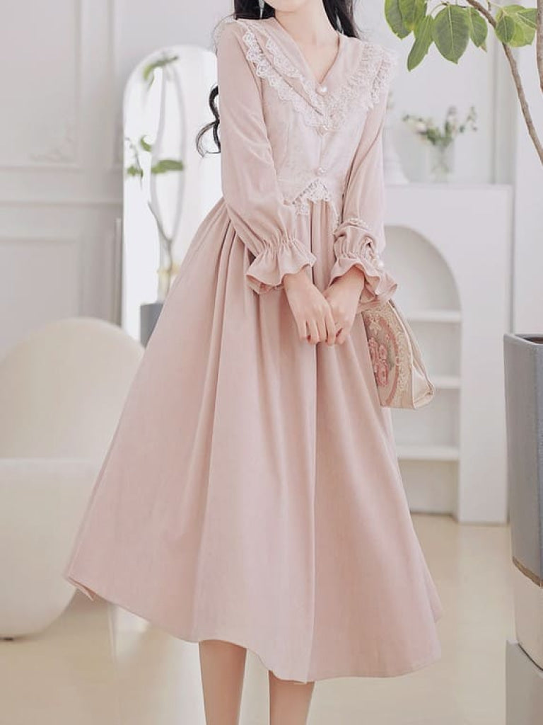 公式】《ときめき重ねる優雅なシルエット》ときめく運命のプリンセス