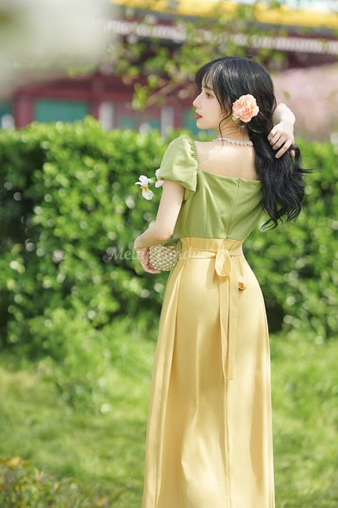 妖精の季節巡りワンピース