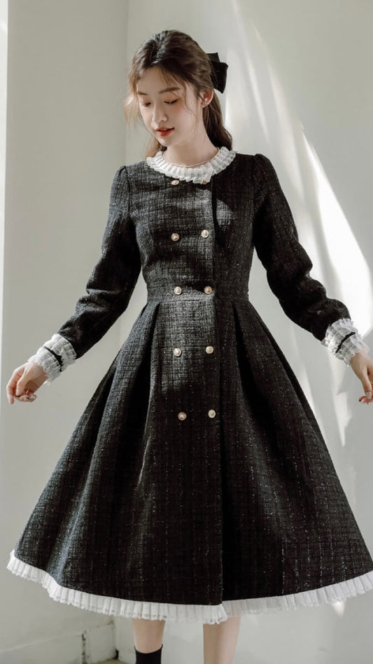 夜明けの月と黒猫の秘密ワンピース