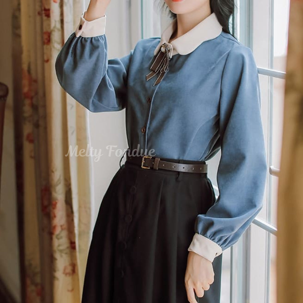 館に暮らすお嬢様の秘密ブラウス(全3色)