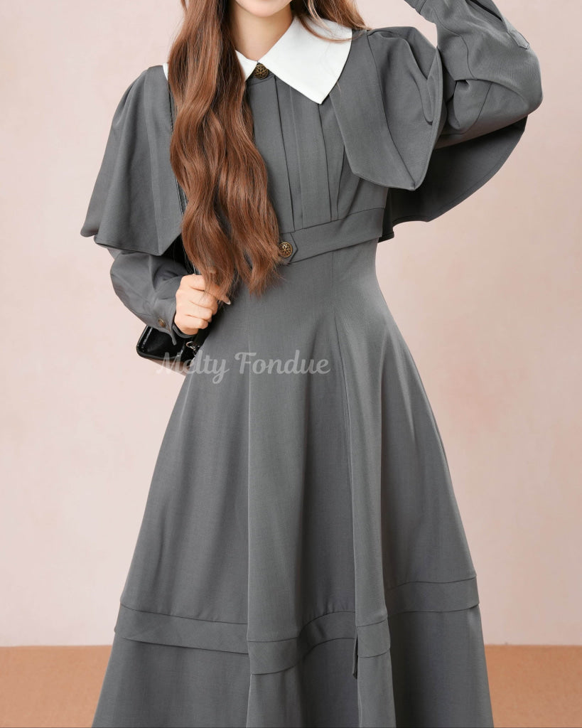 【一枚で主役級】午後の散歩道を歩くプリンセスワンピース