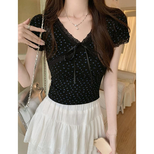 幼い日の想い出のトップス