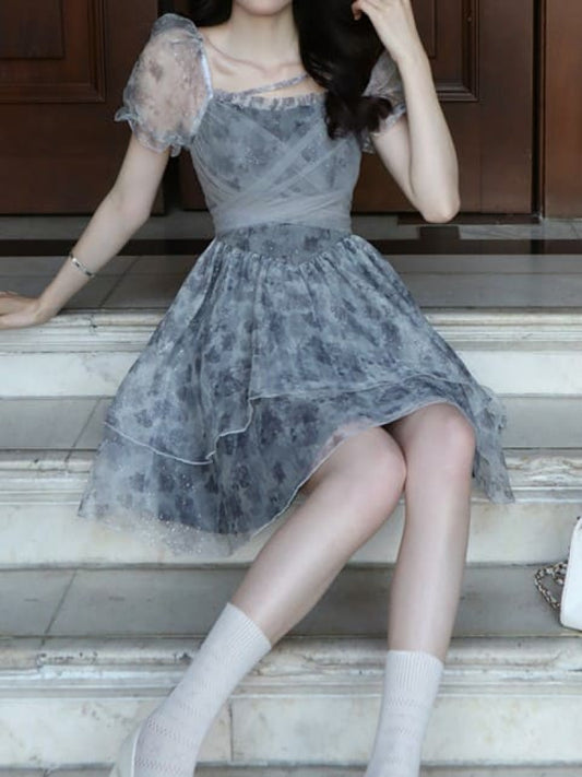 再会夢見る主人公のワンピース(全2色) グレー