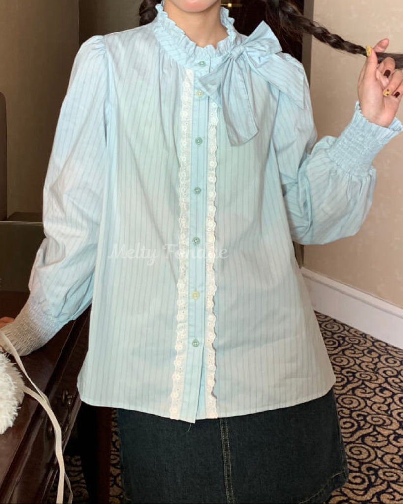 午後のティータイムに咲くお花ブラウス