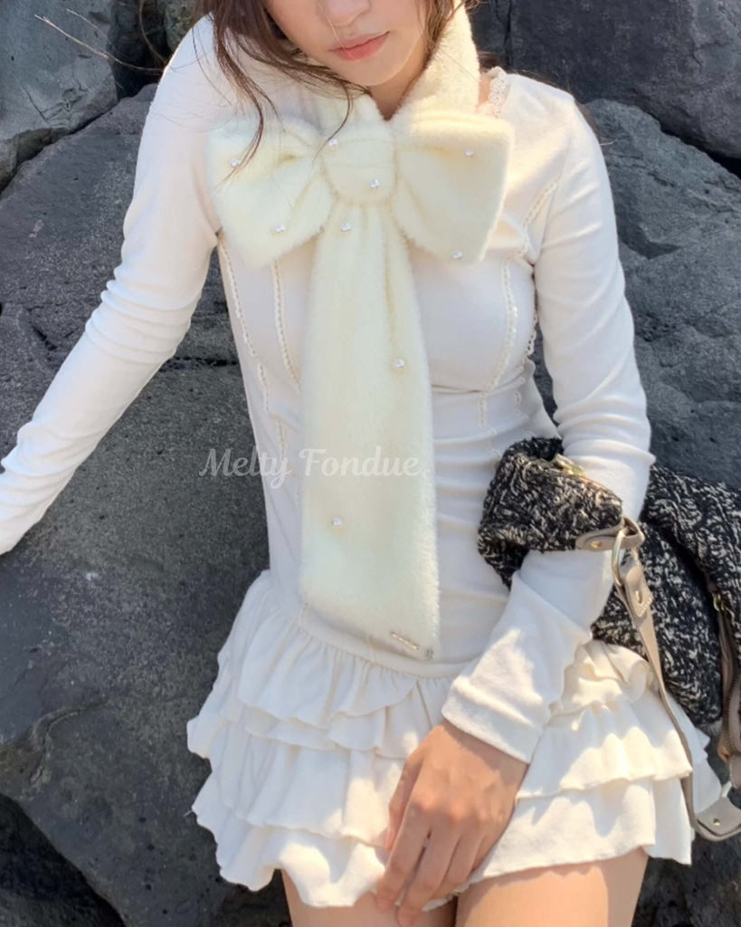 《主役級ふわふわリボン》ときめきを包むリボンマフラー(全3色)