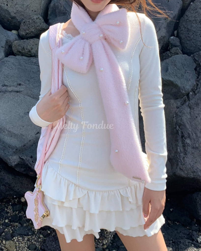 《主役級ふわふわリボン》ときめきを包むリボンマフラー(全3色)