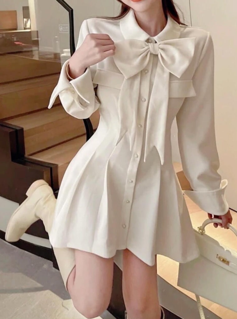 こっそりお出かけお嬢様のワンピース