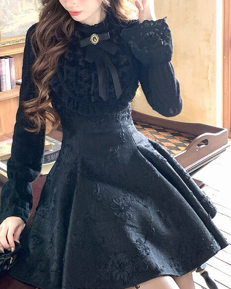 《一枚で決まる主役級》パーティーで出会う運命のワンピース（全2色）