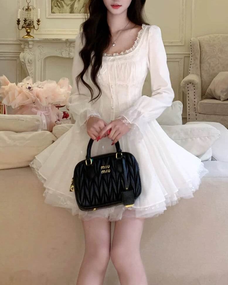 【ふわふわスカート】祝福の光に包まれるワンピース（全2色）