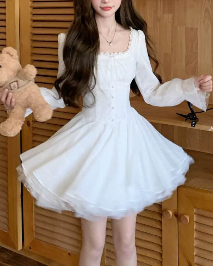 【ふわふわスカート】祝福の光に包まれるワンピース（全2色）