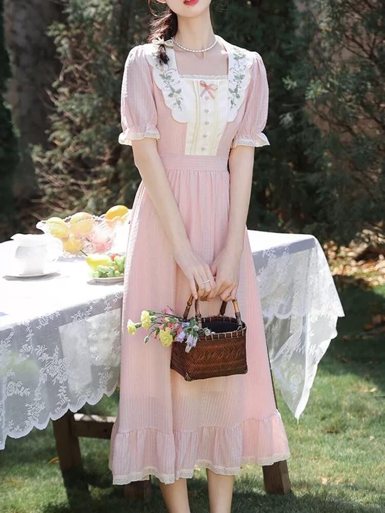 《ヒロイン気分のお出かけ服》花風に包まれるワンピース