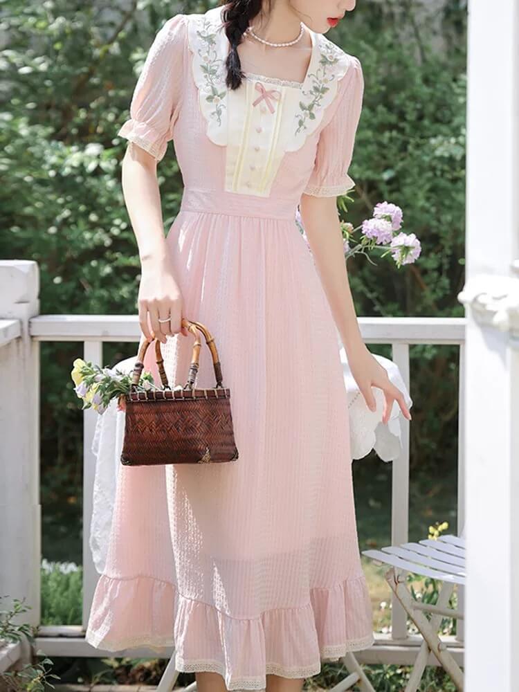 《ヒロイン気分のお出かけ服》花風に包まれるワンピース
