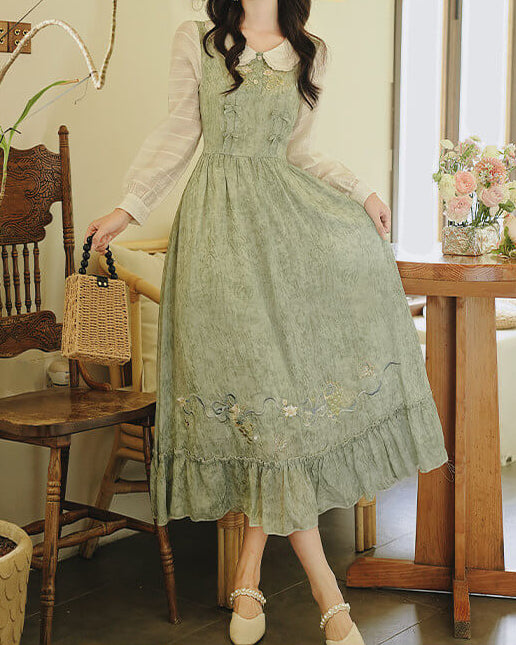 《一枚でおとぎ話の主人公コーデが完成》小さな庭園に佇む森のプリンセスワンピース