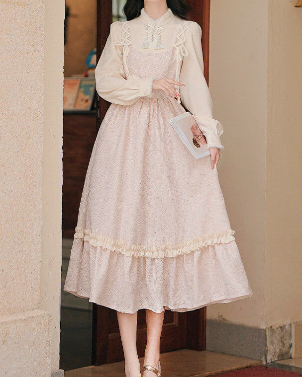 《大人ガーリーな主役ワンピース》木漏れ日に揺れる花畑ワンピース