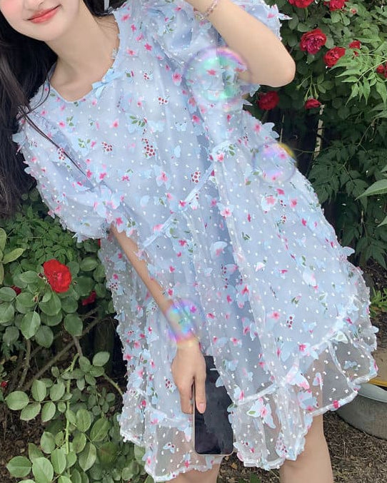 《一瞬で華やぐ》夢見る午後に咲くフラワーガーデンワンピース（全2色）