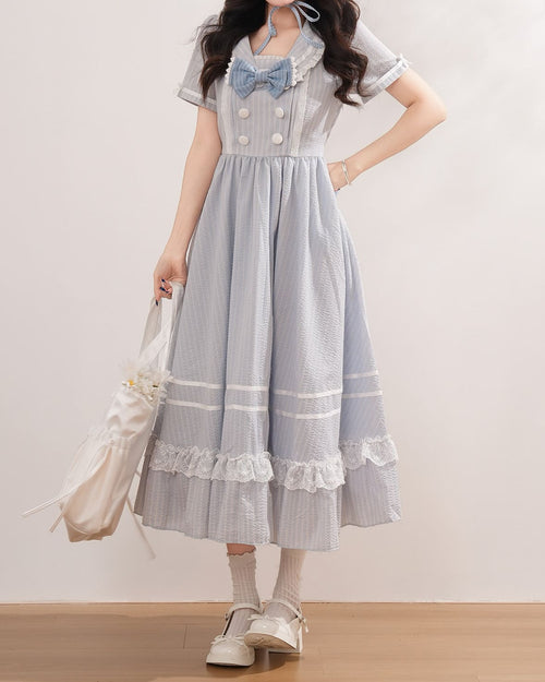 《後ろ姿まで可愛らしい》空のお城のお姫様ワンピース