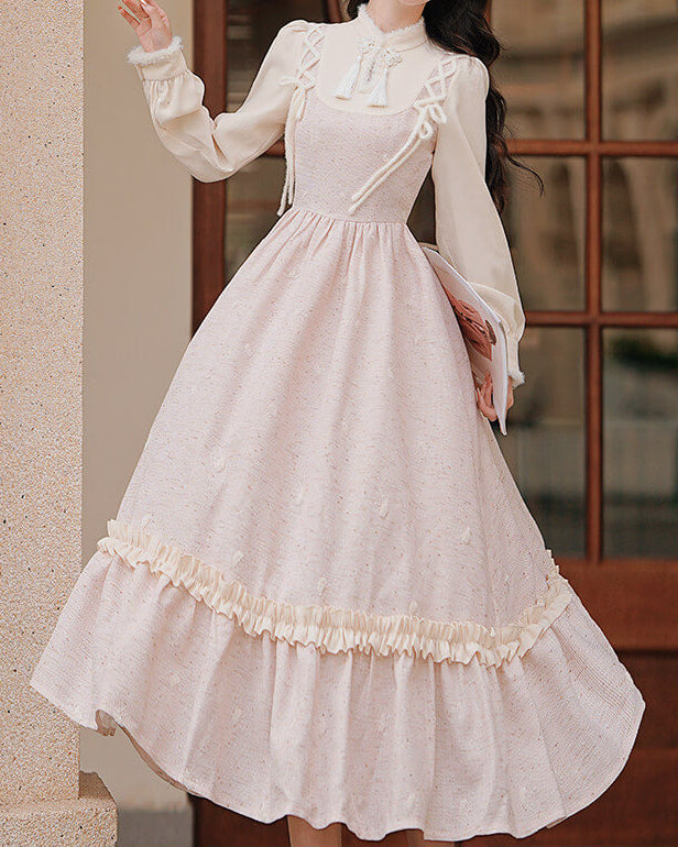 《大人ガーリーな主役ワンピース》木漏れ日に揺れる花畑ワンピース