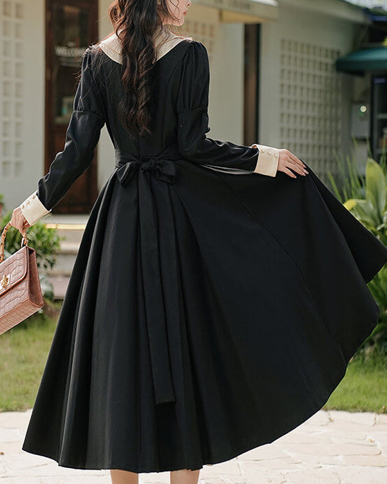 お城の庭で優雅なカフェタイムワンピース