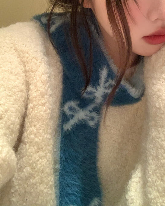 【1枚で2色楽しめるリバーシブル仕様】夢みる冬のメロディーマフラー（全3色）