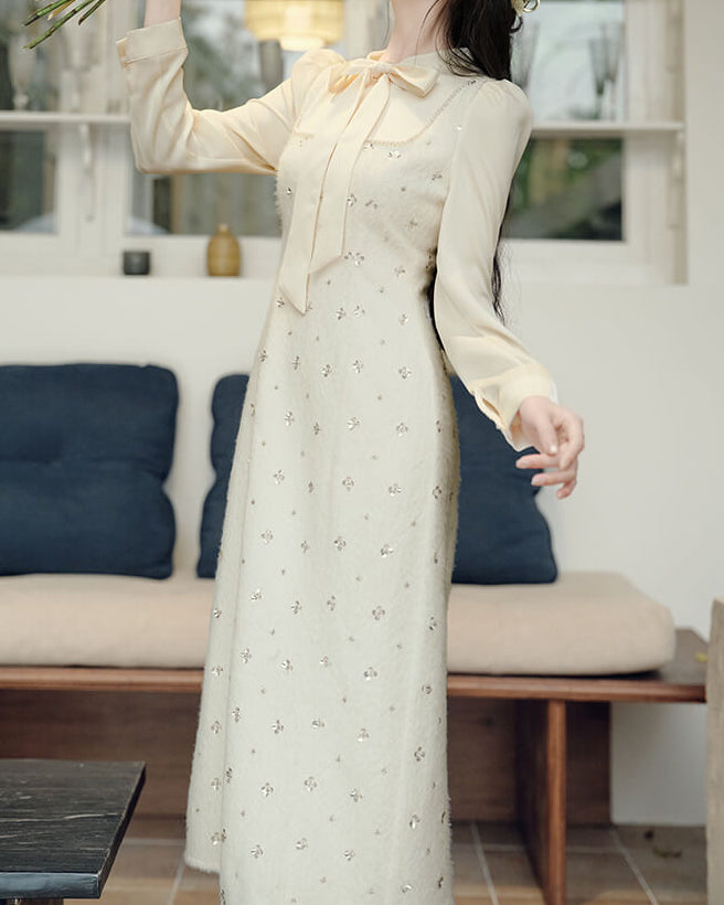 《お呼ばれコーデにも最適》花かんむりの誓いを紡ぐホワイトワンピース