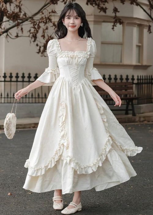 《袖を通した瞬間、心ときめく一枚》祝福の鐘が響くロイヤルホワイトワンピース