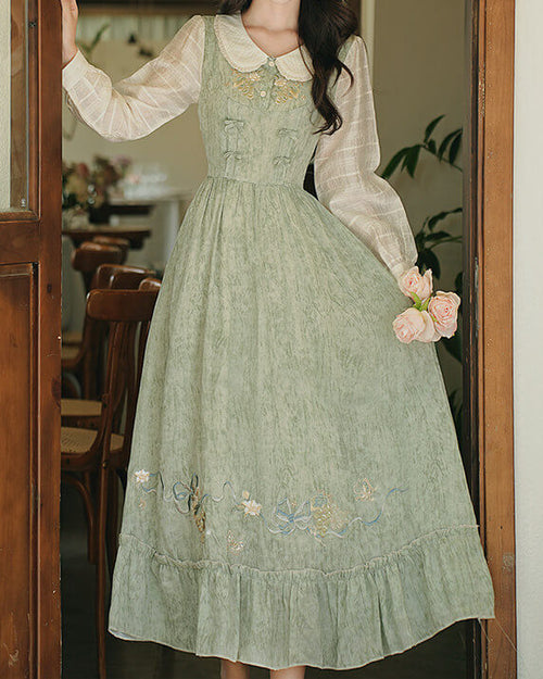 《一枚でおとぎ話の主人公コーデが完成》小さな庭園に佇む森のプリンセスワンピース