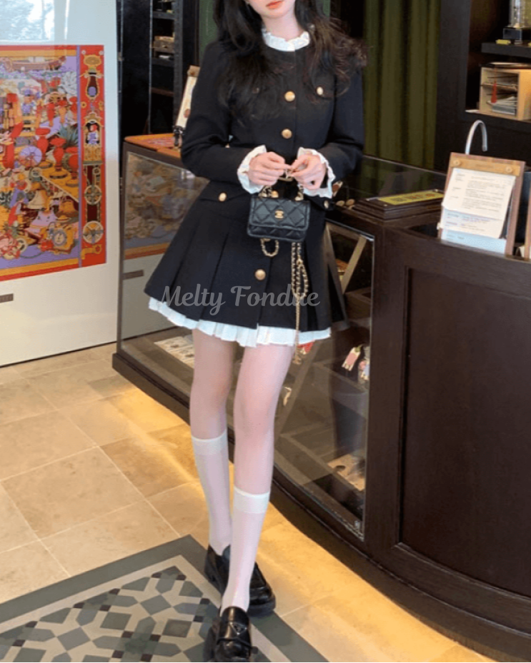 気品溢れるお姫様のワンピース（全２色）