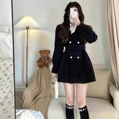 公式】《歩くたび、気品が香る》螺旋階段とお嬢様の一日コート