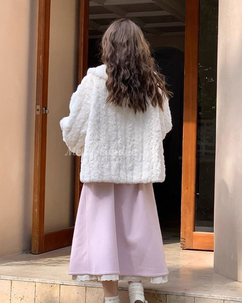 《触れた瞬間、恋するぬくもり》雪の庭で咲くミルキーアウター